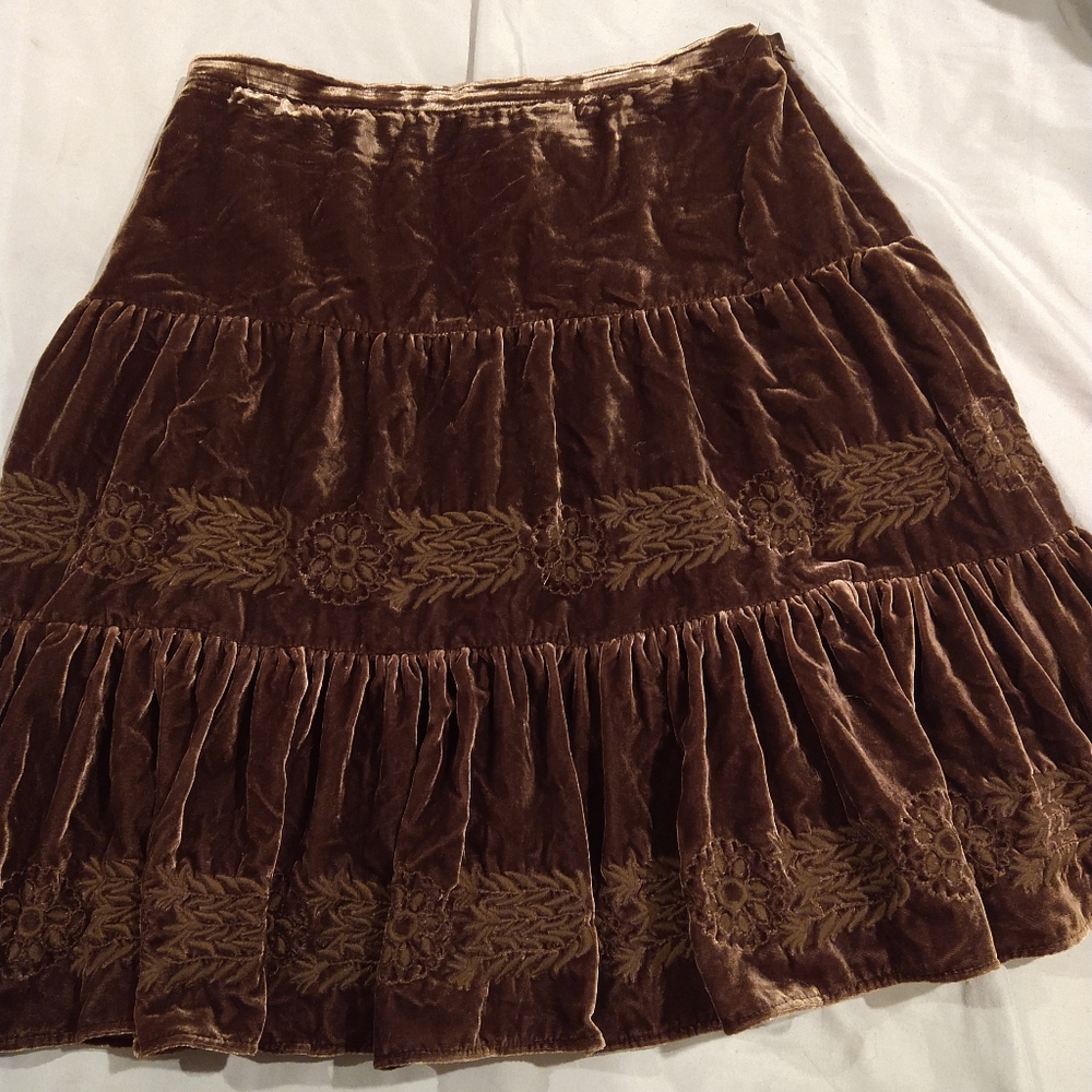 BCBGMaxAzria Brown Velvet Tiered Embroidered Skirt